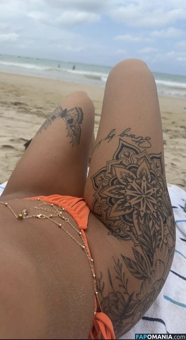 Petitetattedplati / Ronika Eskins / ronika_eskins Nud OnlyFans  Fotografie scursă #114