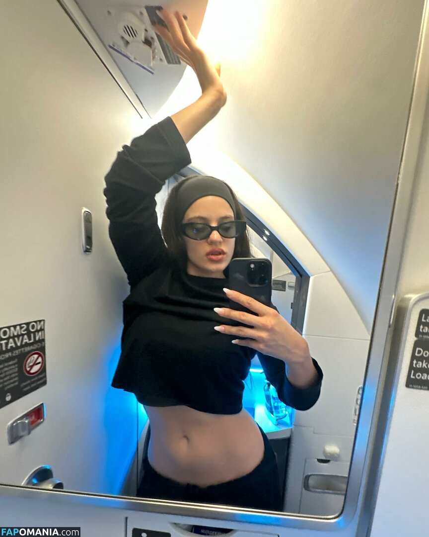 La Rosalía / Rosalia / rosalia.vt / therosaliaxo Nud OnlyFans  Fotografie scursă #92