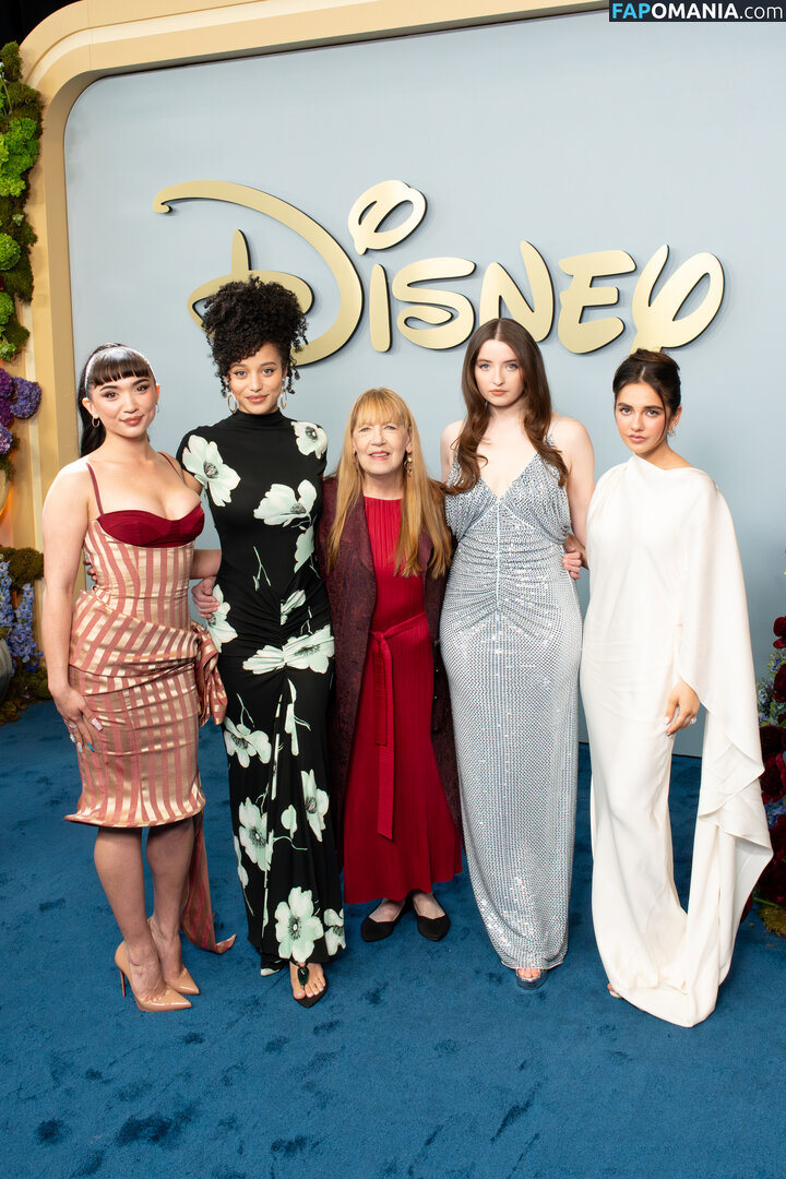 Rowan Blanchard / Simp Chat / https: / rowanblanchard Nud OnlyFans  Fotografie scursă #570