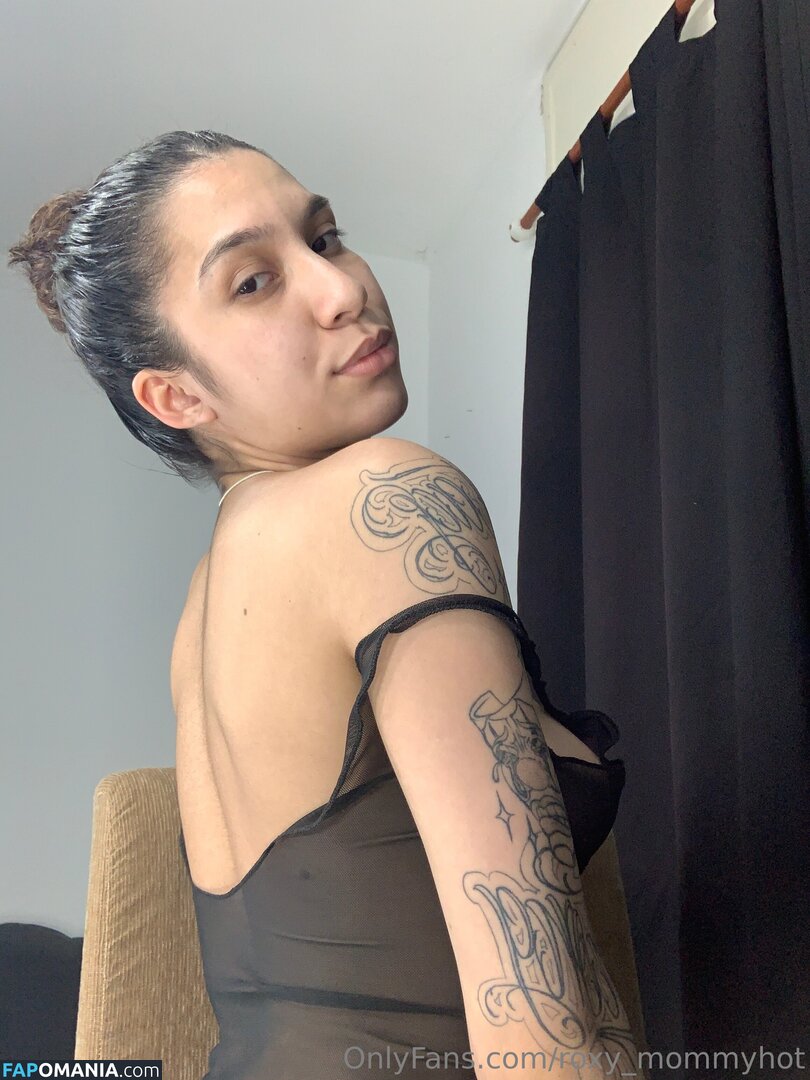 roxy_mommyhot Nud OnlyFans  Fotografie scursă #4