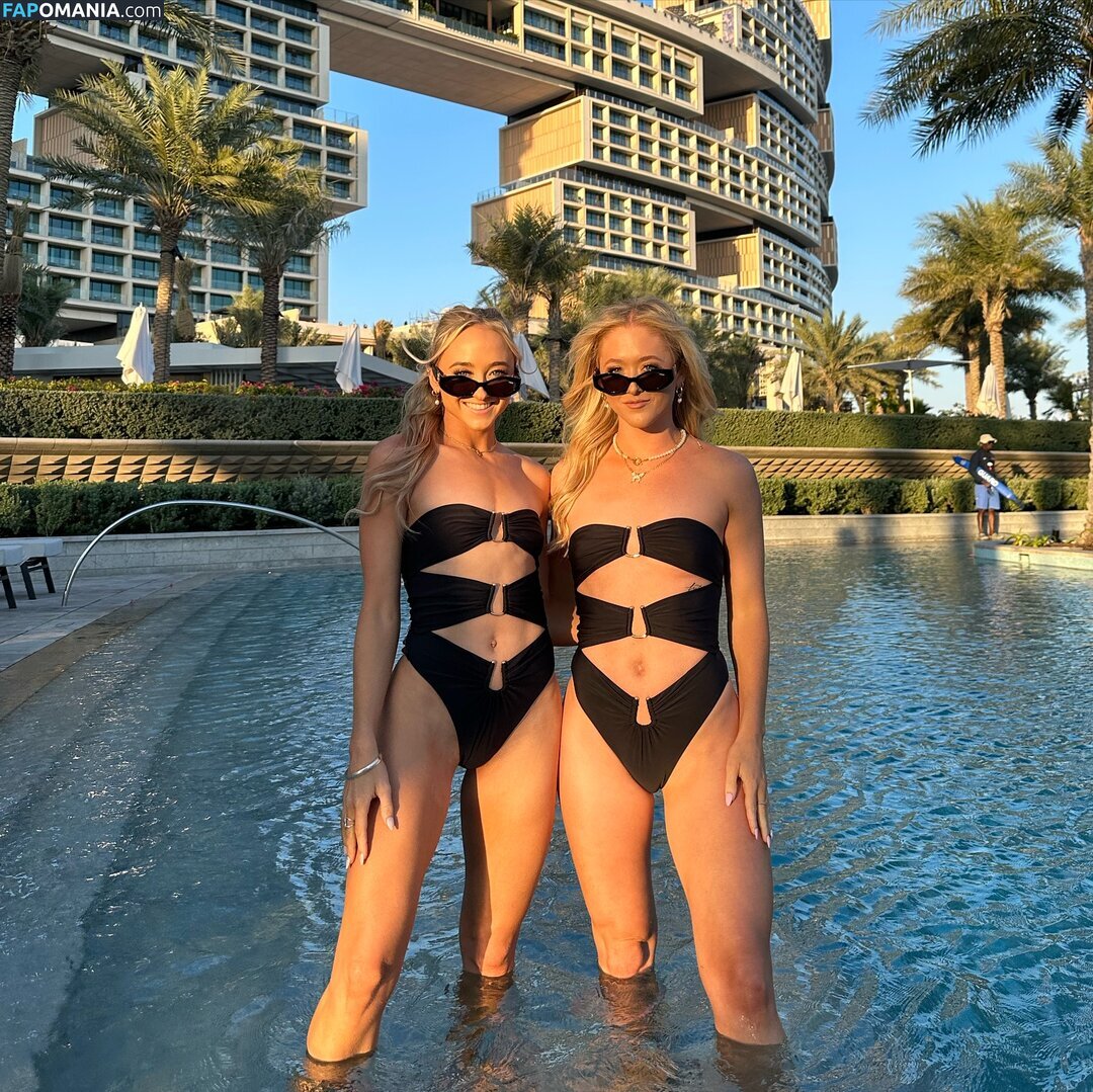 Rybka Twins / TheRybkaTwins / gosudarynia_rybka / rybkatwinsofficial / twins_rybka Nud OnlyFans  Fotografie scursă #8