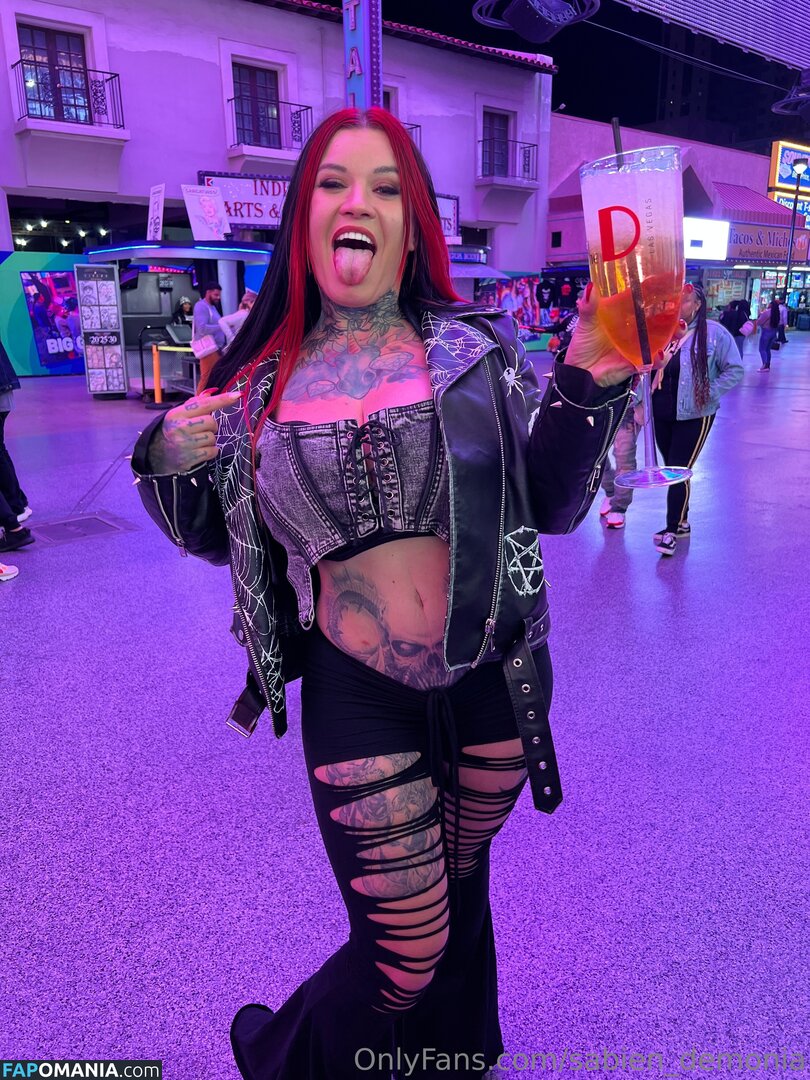 Sabien Demonia / sabien_demonia / sabiendemoniaofficial Nud OnlyFans  Fotografie scursă #74