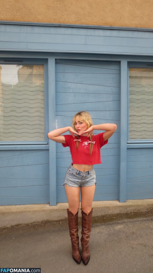 Sabrina Carpenter / https: / sabrinacarpenter Nud OnlyFans  Fotografie scursă #74