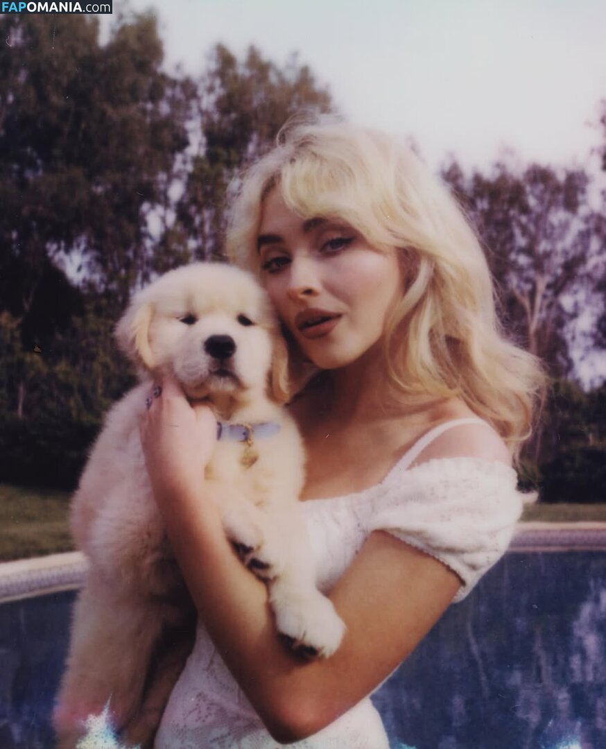 Sabrina Carpenter / https: / sabrinacarpenter Nud OnlyFans  Fotografie scursă #2505