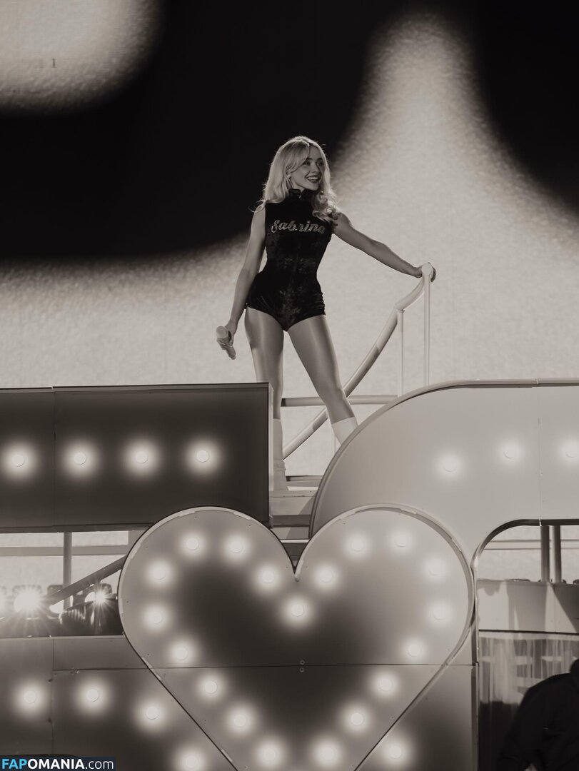 Sabrina Carpenter / https: / sabrinacarpenter Nud OnlyFans  Fotografie scursă #2613