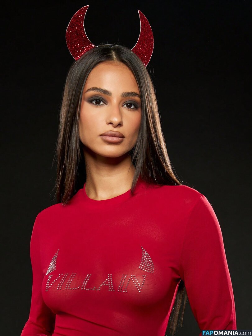 Sabrina Khouiel  / Sabrina Khouiel / Sabrinak______ / sabrinak______ Nud OnlyFans  Fotografie scursă #8