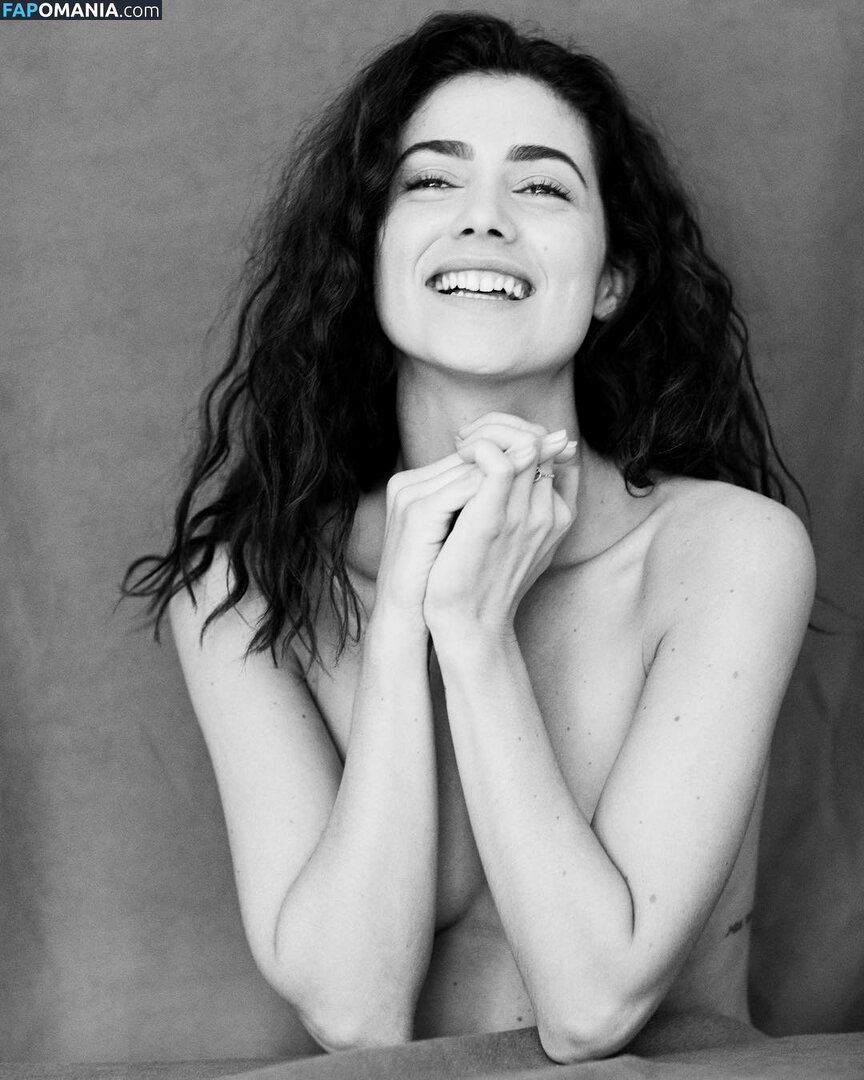 Sabrina / Sabrina_wet / dontripchocolatechip / sabrinacarpenter / sabrinainthecity / suhbeaner_ / upnextwithsabrina Nud OnlyFans  Fotografie scursă #68