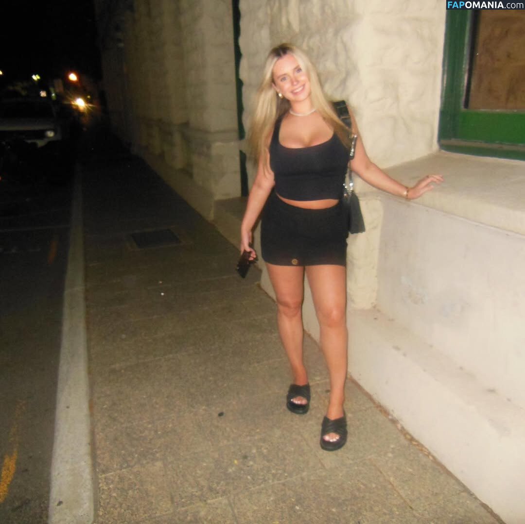 Sacha Ross / sachaross / sasharosexxx Nud OnlyFans  Fotografie scursă #1