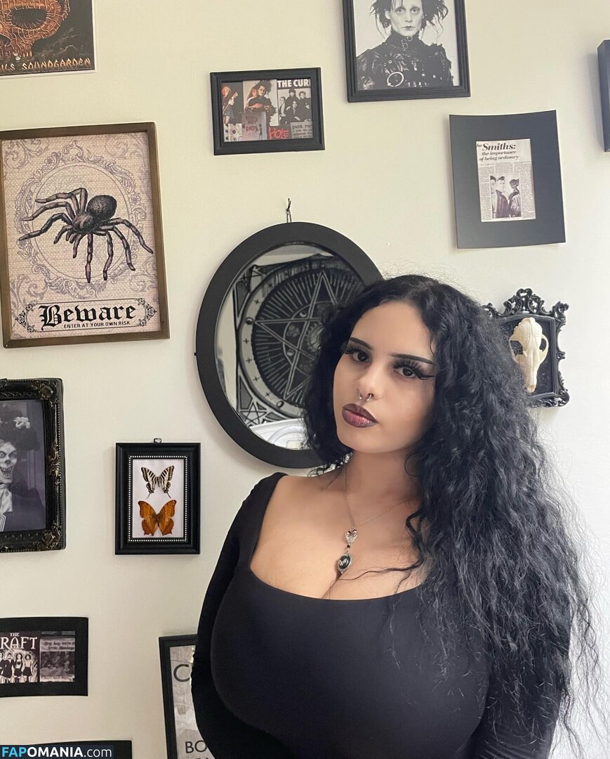 Sadesgrave Nud OnlyFans  Fotografie scursă #3