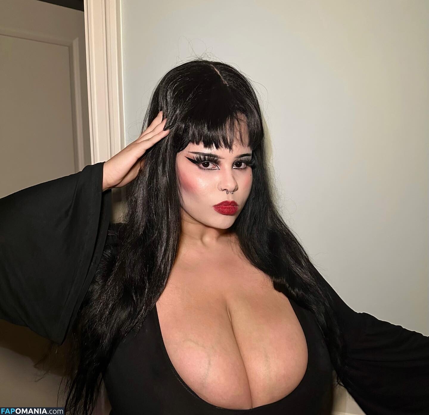 Sadesgrave Nud OnlyFans  Fotografie scursă #4