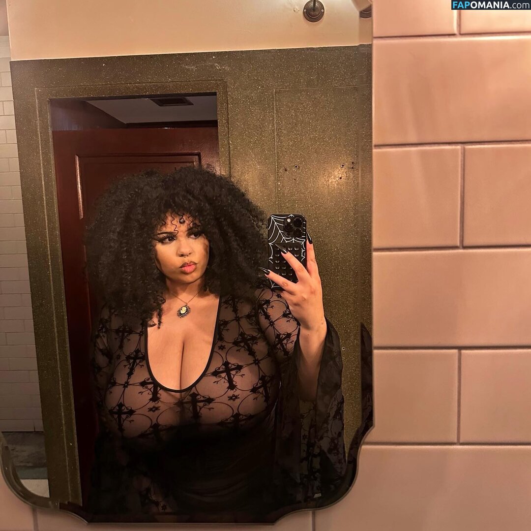 Sadesgrave Nud OnlyFans  Fotografie scursă #9