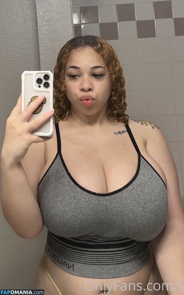 Joelleleilani / Lanilovee / Sadhoetarius Nud OnlyFans  Fotografie scursă #3