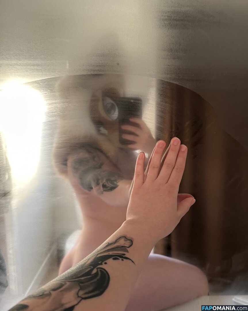 Sageisatrout / https: Nud OnlyFans  Fotografie scursă #1
