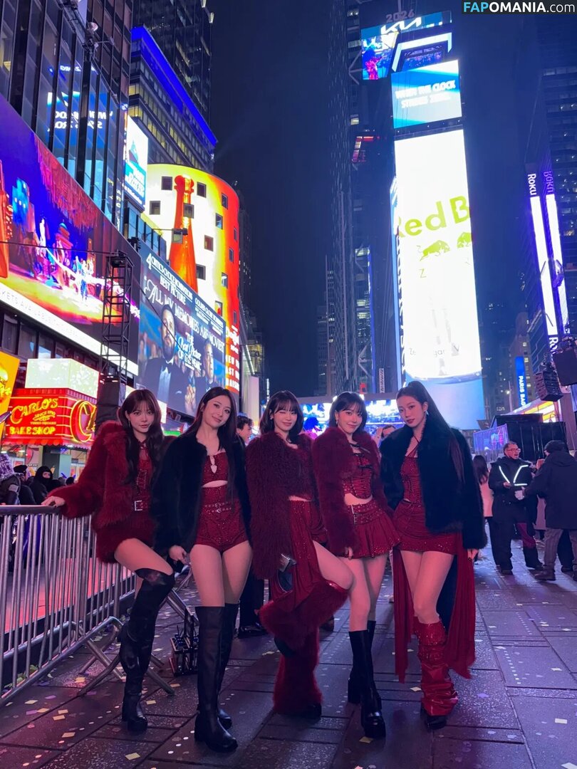 39saku_chan / LESSERAFIM / Sakura Miyawaki 宮脇 咲良 Nud OnlyFans  Fotografie scursă #4