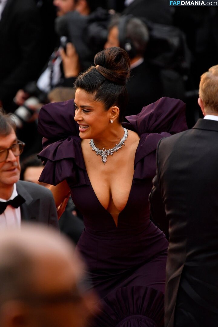 Salma Hayek / salmahayek Nud OnlyFans  Fotografie scursă #1487