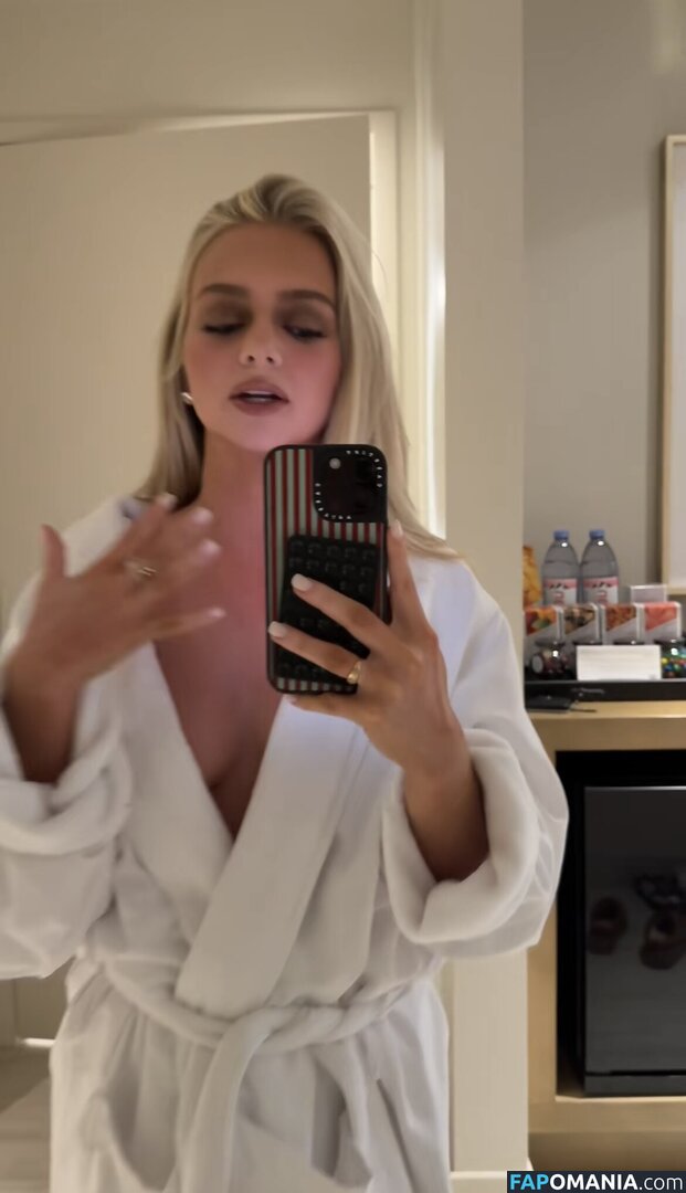 Samantha Riehl / https: / samanthariehl Nud OnlyFans  Fotografie scursă #1