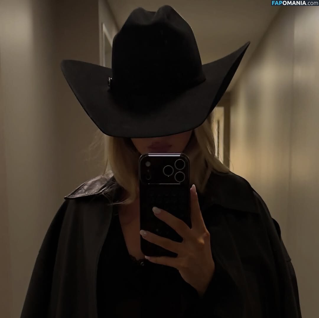 Samantha Riehl / https: / samanthariehl Nud OnlyFans  Fotografie scursă #14