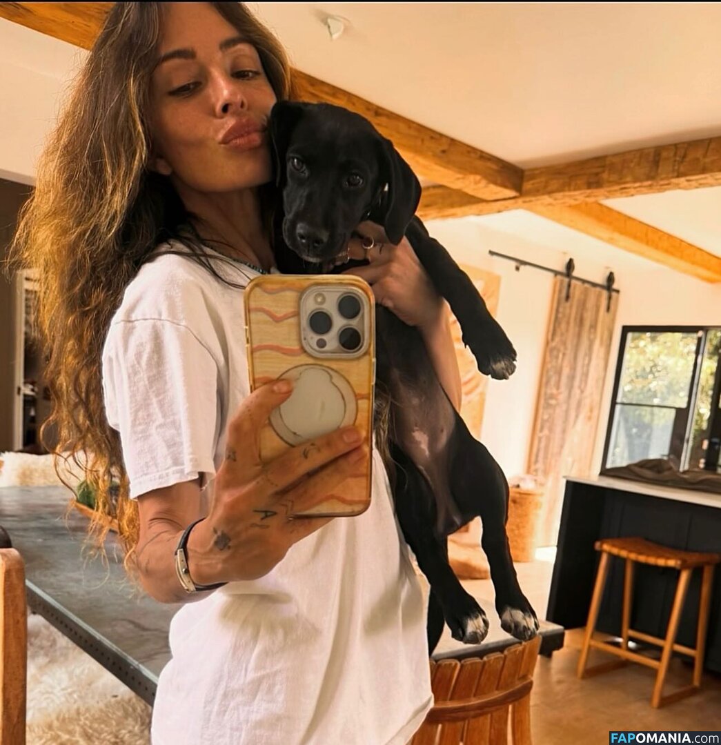 Sarah Shahi / SarahShahi Nud OnlyFans  Fotografie scursă #225