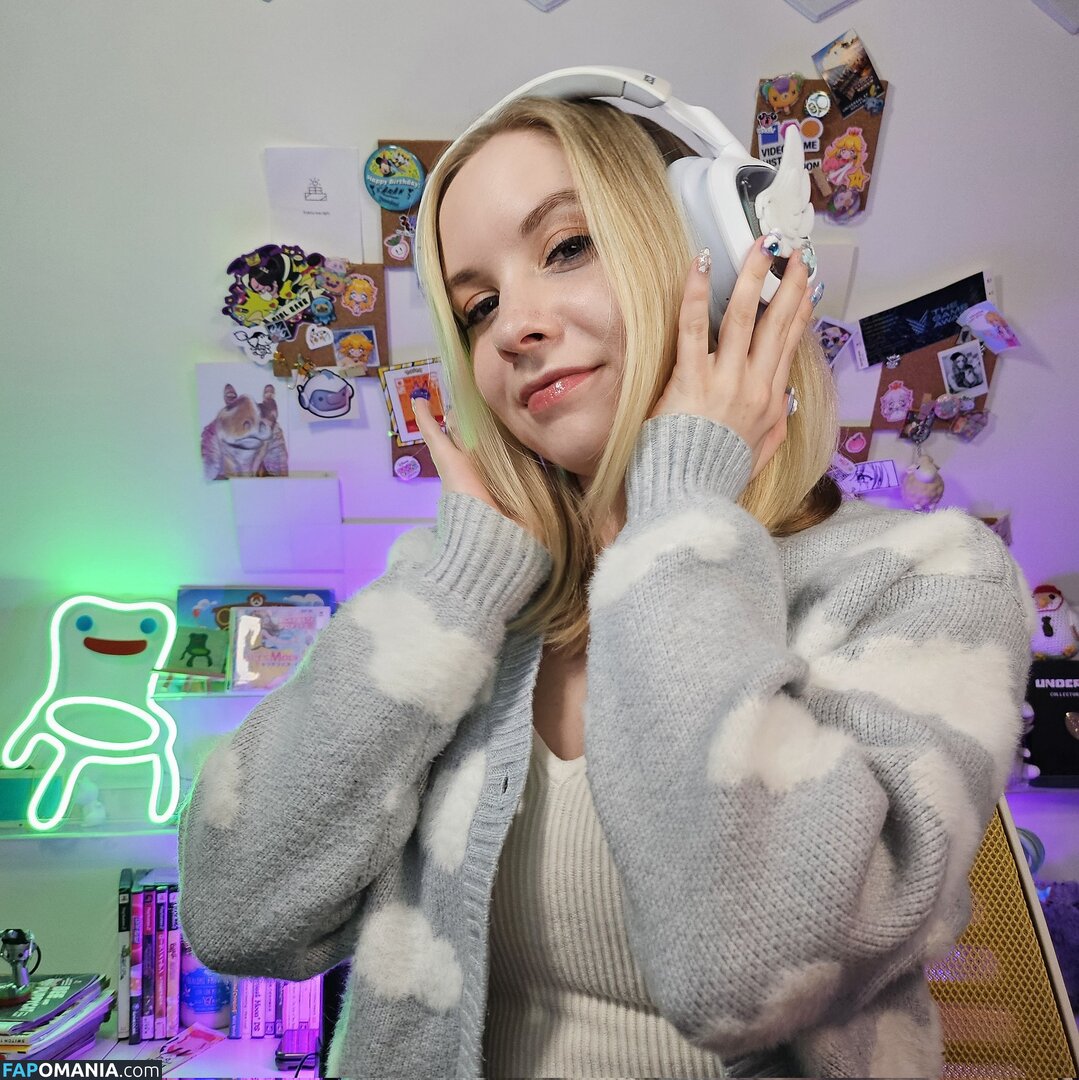 Sarahpodz / https: Nud OnlyFans  Fotografie scursă #3