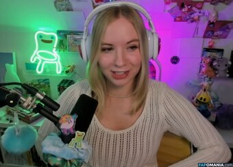 Sarahpodz / https: Nud OnlyFans  Fotografie scursă #6