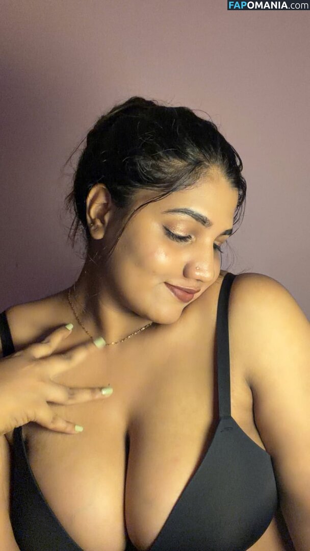 Saranya Santhosh / https: Nud OnlyFans  Fotografie scursă #1