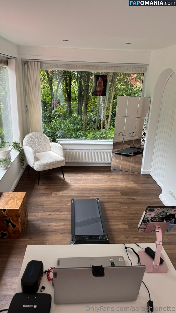 sarashionette Nud OnlyFans  Fotografie scursă #15