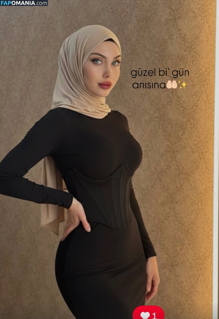 heliosari / heliosri / sariikubraa Nud OnlyFans  Fotografie scursă #13