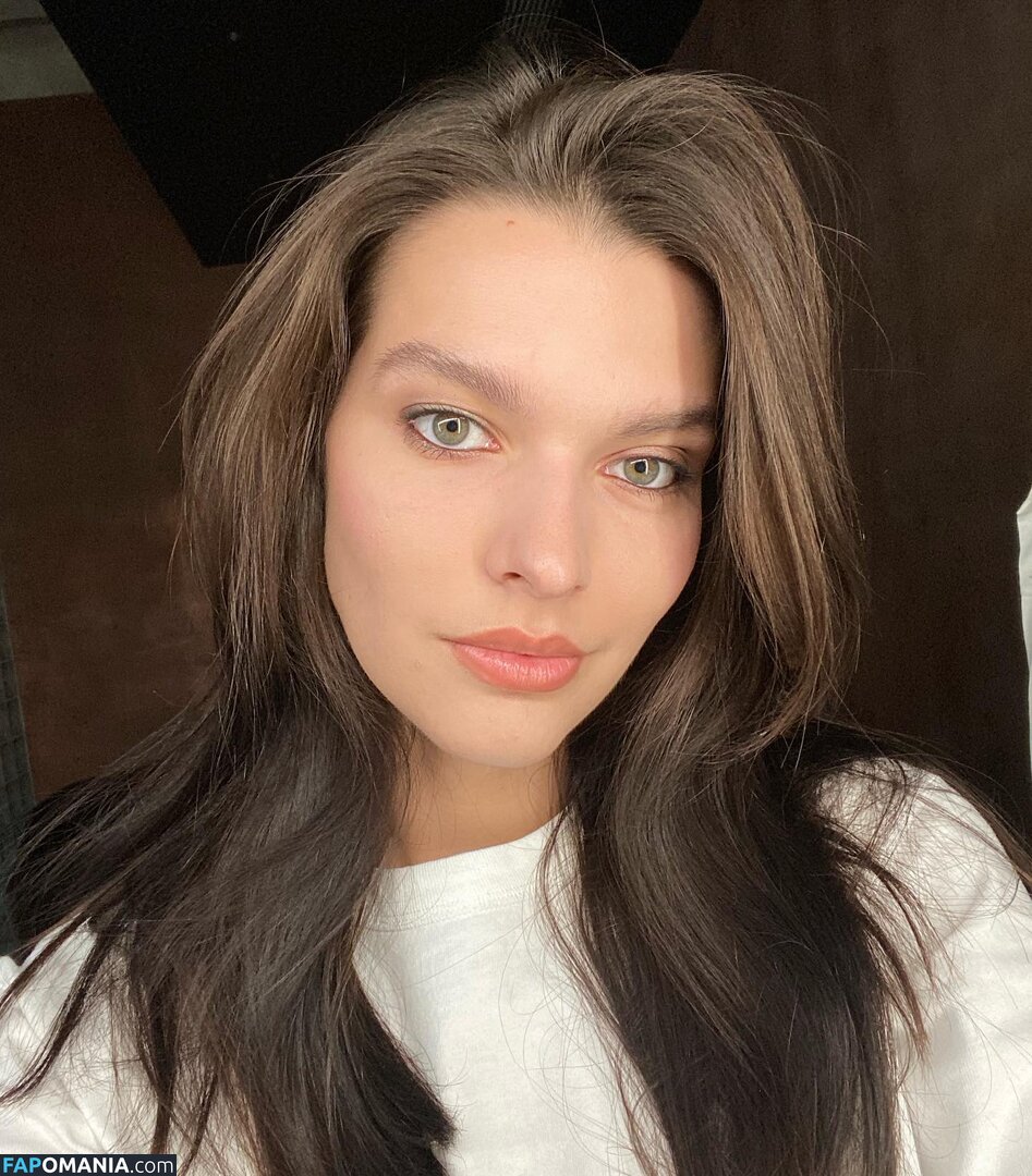 Sasha Zotova / shuzolotova Nud OnlyFans  Fotografie scursă #13