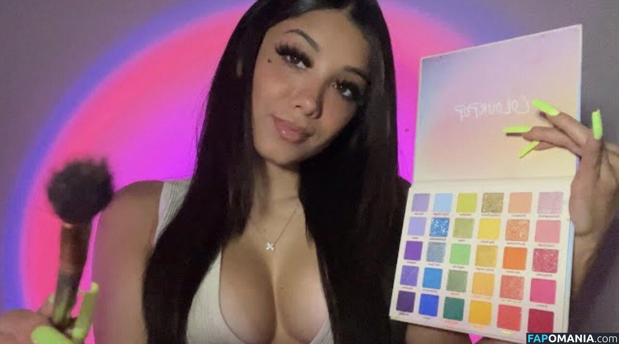 SassySounds ASMR / SassysoundsASMR / sassyselenaaaa / selenaaasasmr Nud OnlyFans  Fotografie scursă #4