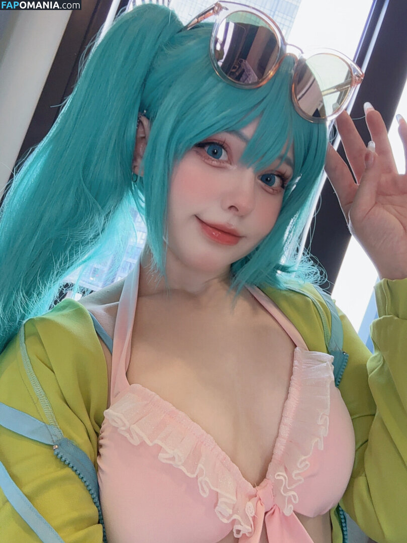 Saya Scarlet / SayaScarlet01 / saya_scarlet / sayascarlet Nud OnlyFans  Fotografie scursă #298