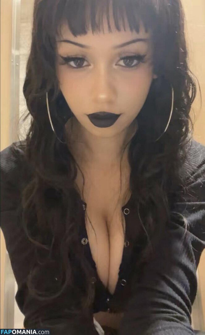 Scarlett Moon / https: / moonieseditz Nud OnlyFans  Fotografie scursă #1