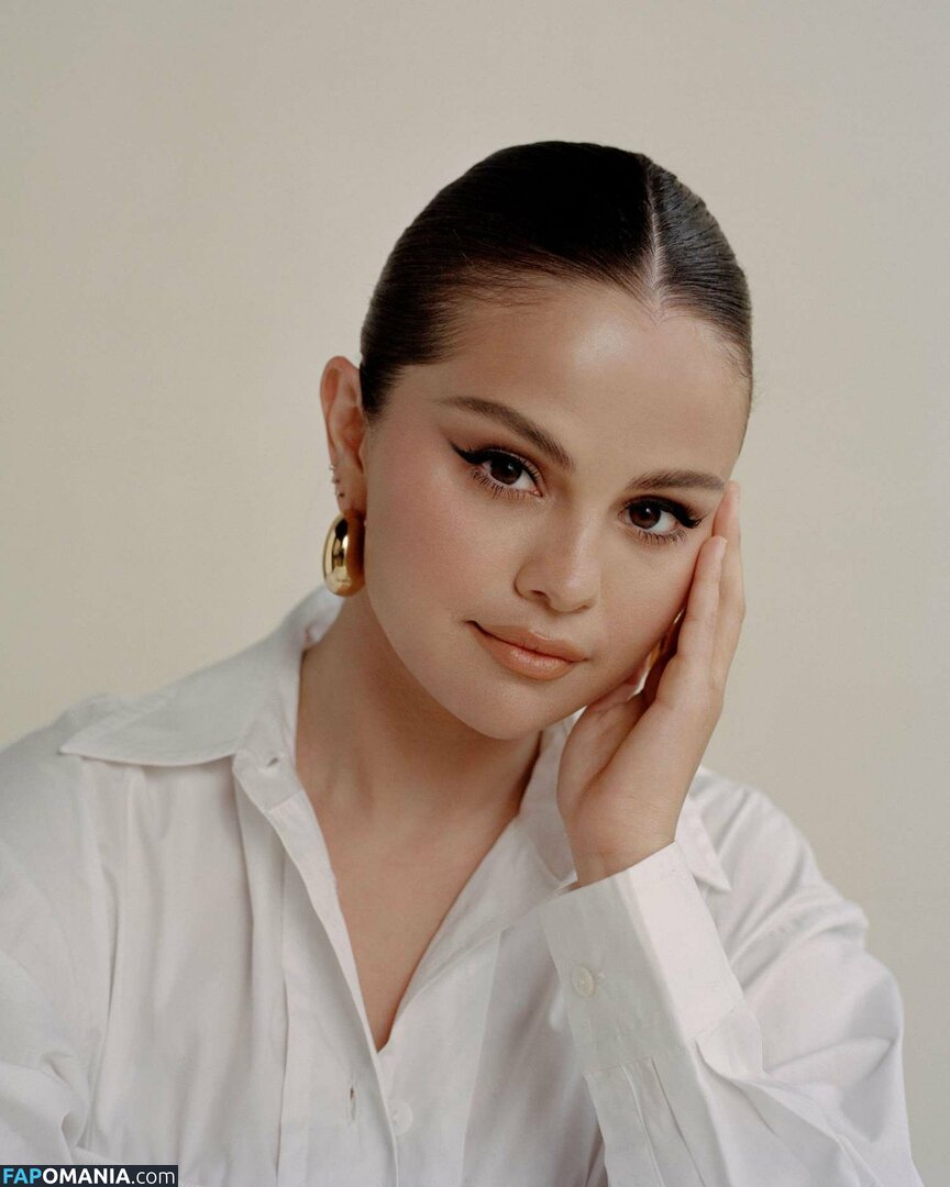 Selena Gomez Nud Fotografie scursă #96