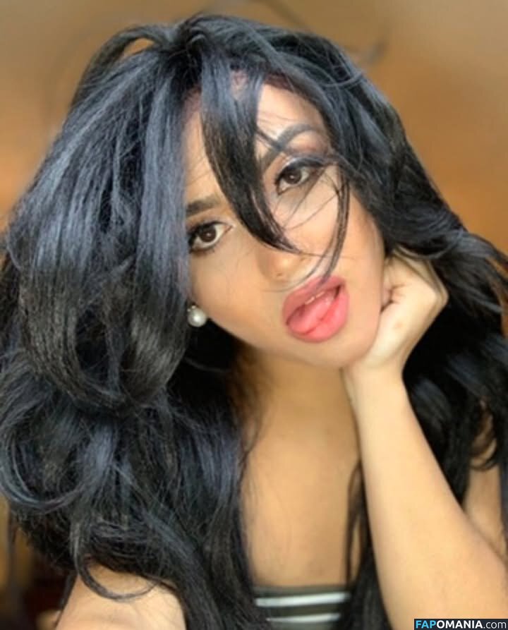 Selenawitaweena / s3x3x3x Nud OnlyFans  Fotografie scursă #3
