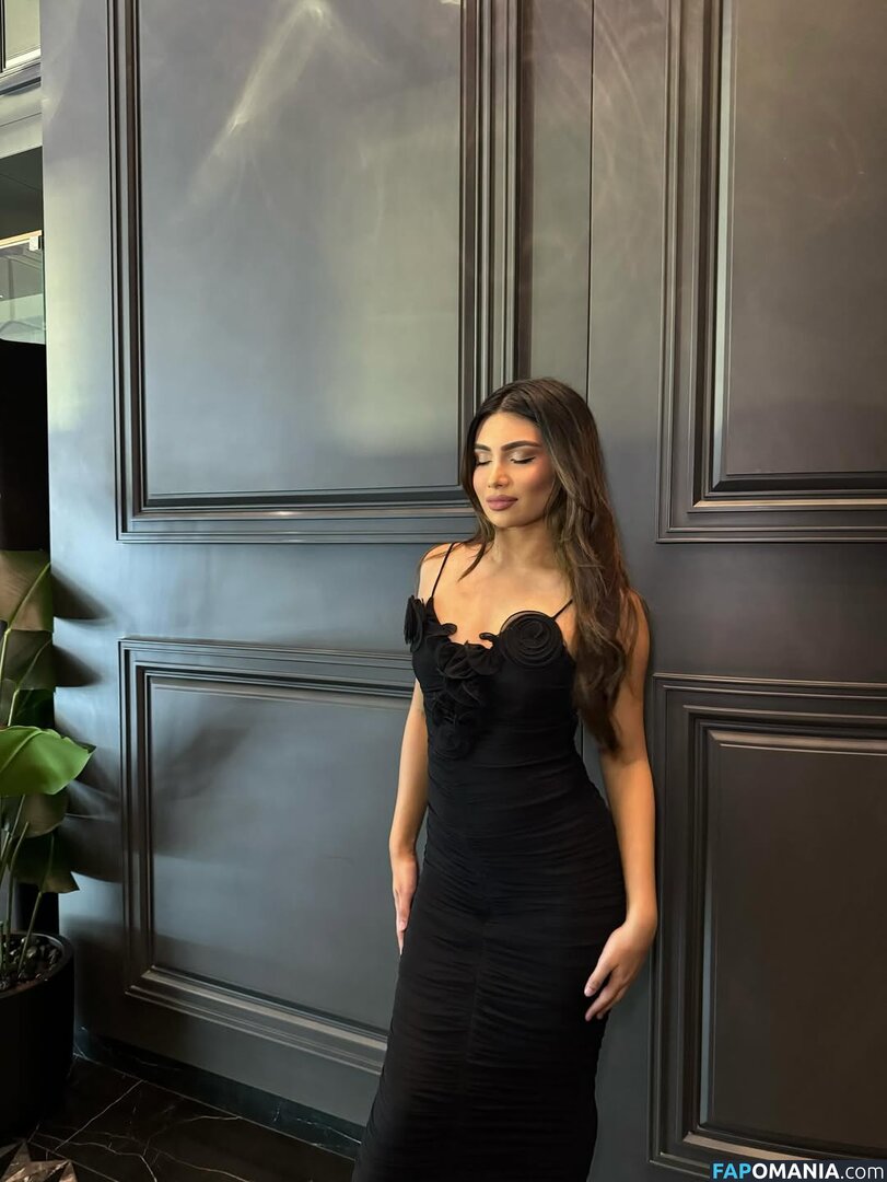 Shabreen Meerasafeer / shabreensabeer Nud OnlyFans  Fotografie scursă #1