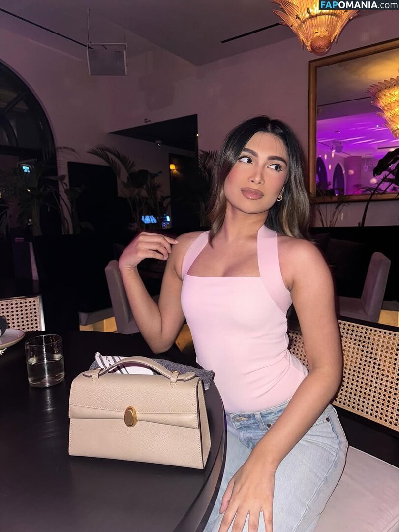 Shabreen Meerasafeer / shabreensabeer Nud OnlyFans  Fotografie scursă #3