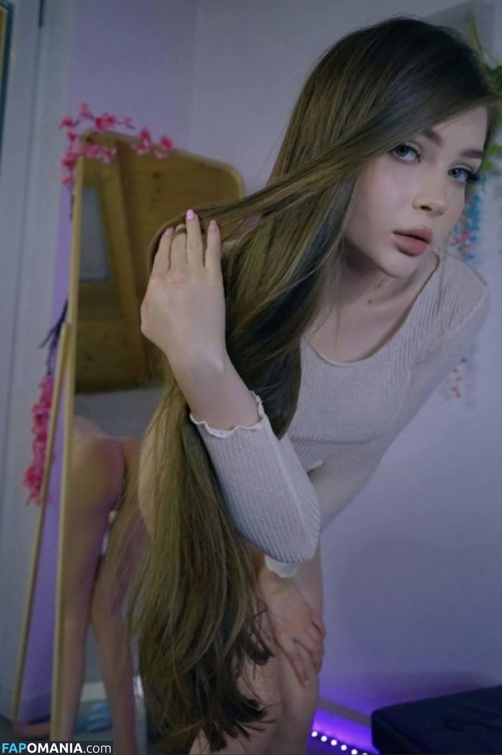 Karina Sycheva / Sharishaxd / sharishanya Nud OnlyFans  Fotografie scursă #54