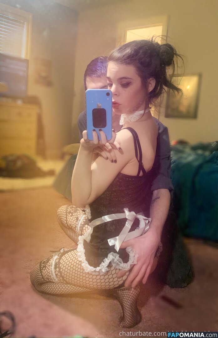 https: / shegavemethree / shieldedmaidenCB / the.donut.girl Nud OnlyFans  Fotografie scursă #119