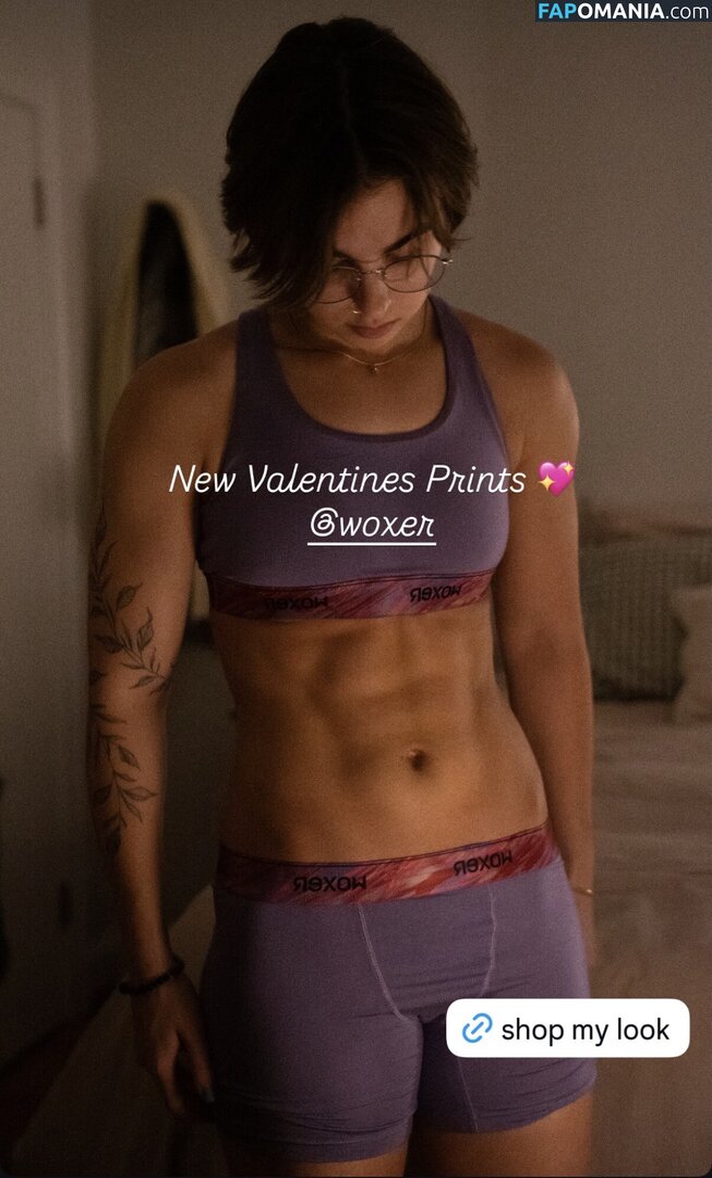 Shelby Deutsch / ShelbyPlaysYT / https: / shelbydeutsch Nud OnlyFans  Fotografie scursă #1