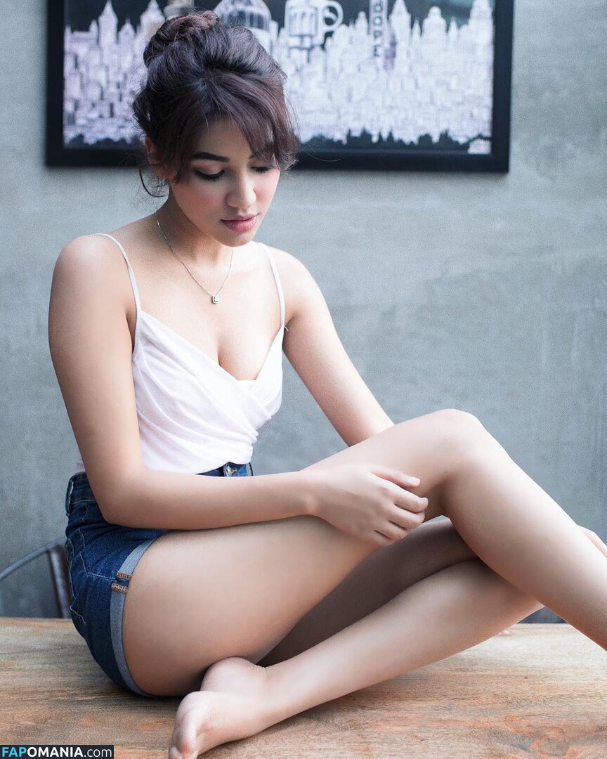 Shivani Singh / shivani.singhh Nud OnlyFans  Fotografie scursă #8