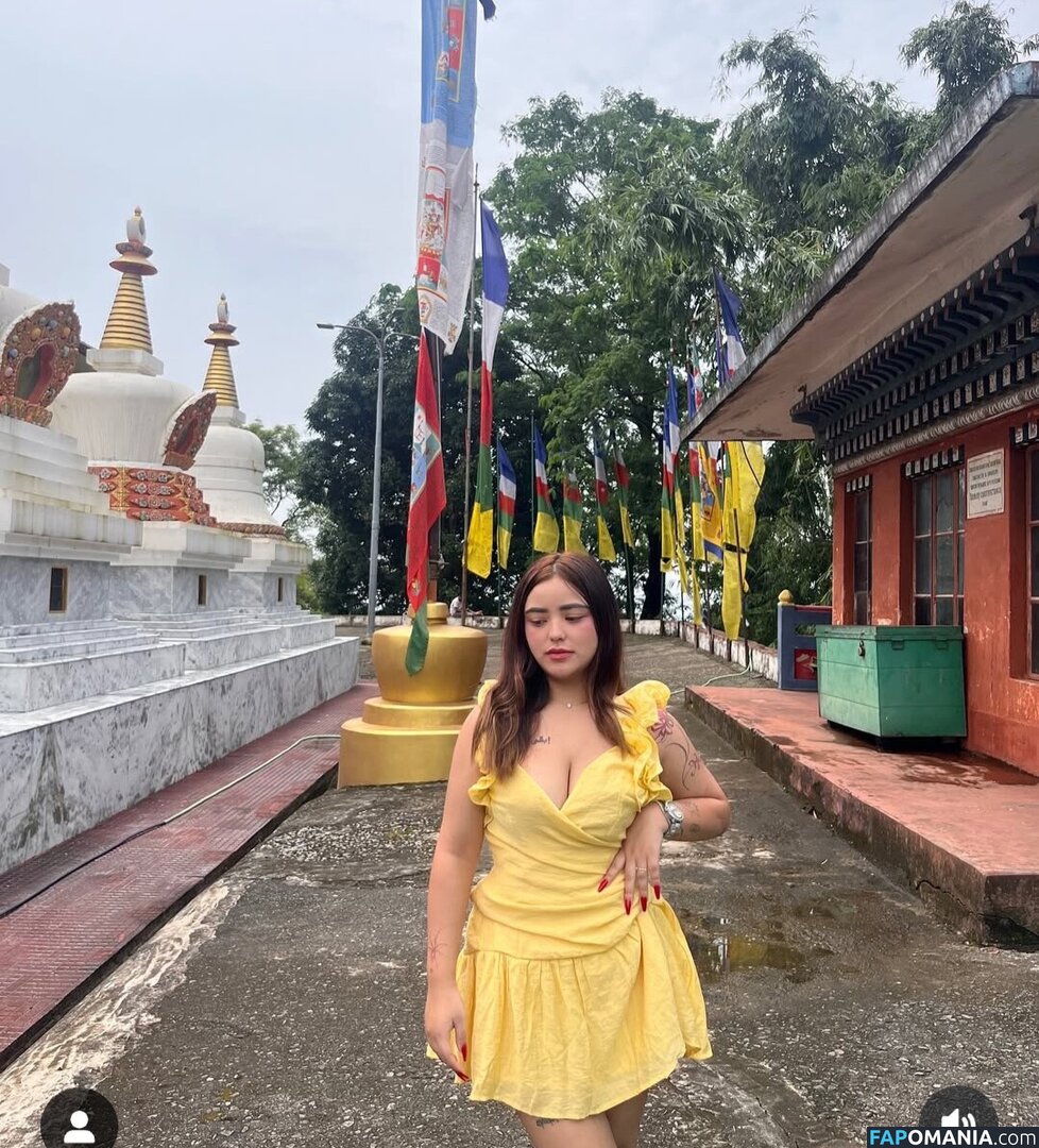 simranyonzon Nud OnlyFans  Fotografie scursă #5