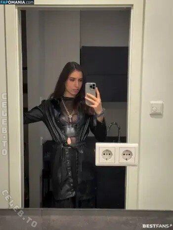 Skarlya / darkelements_byskarlya Nud OnlyFans  Fotografie scursă #8