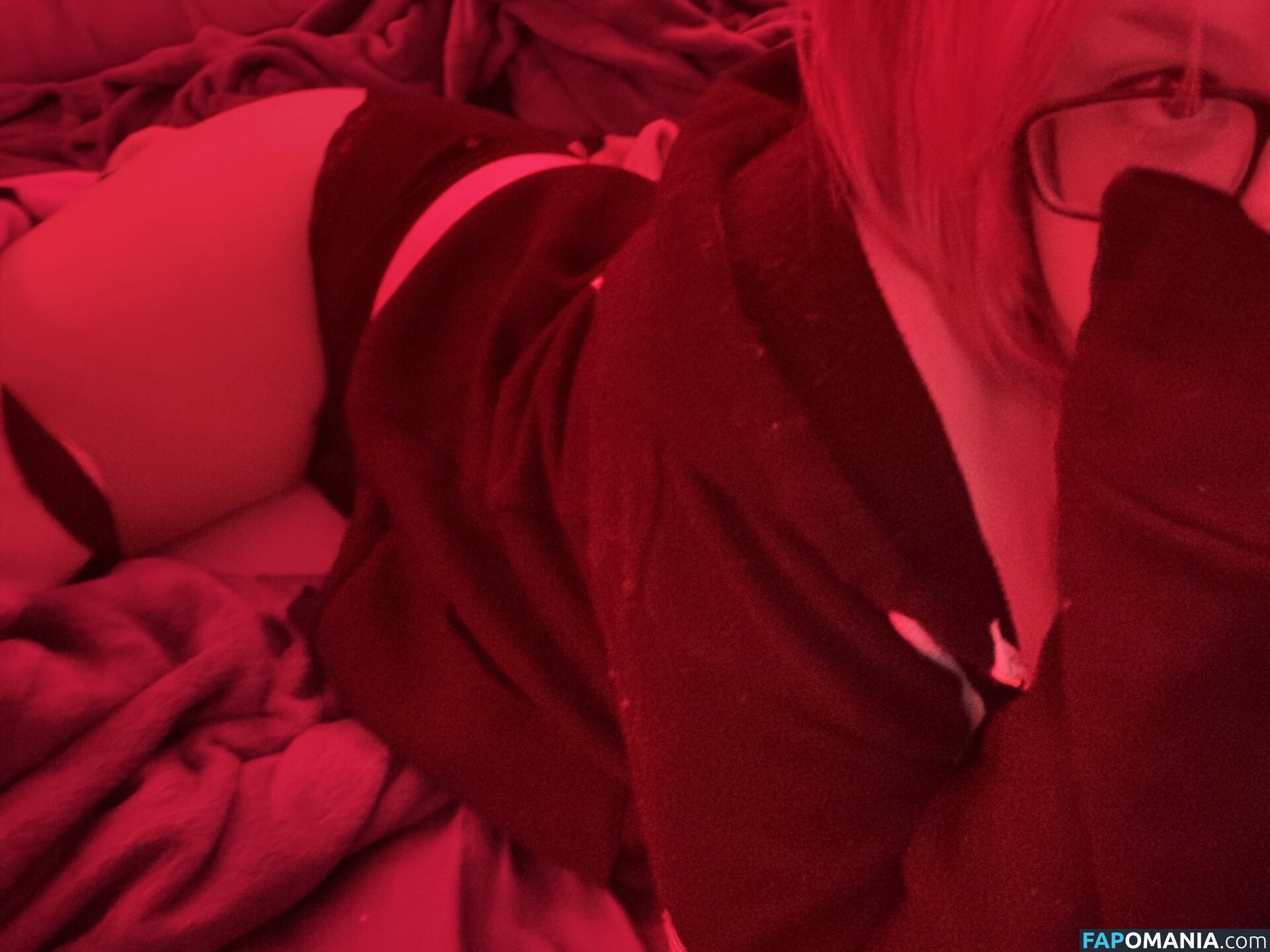 https: / skynyster / skynysterforest / supertfyaoi Nud OnlyFans  Fotografie scursă #1