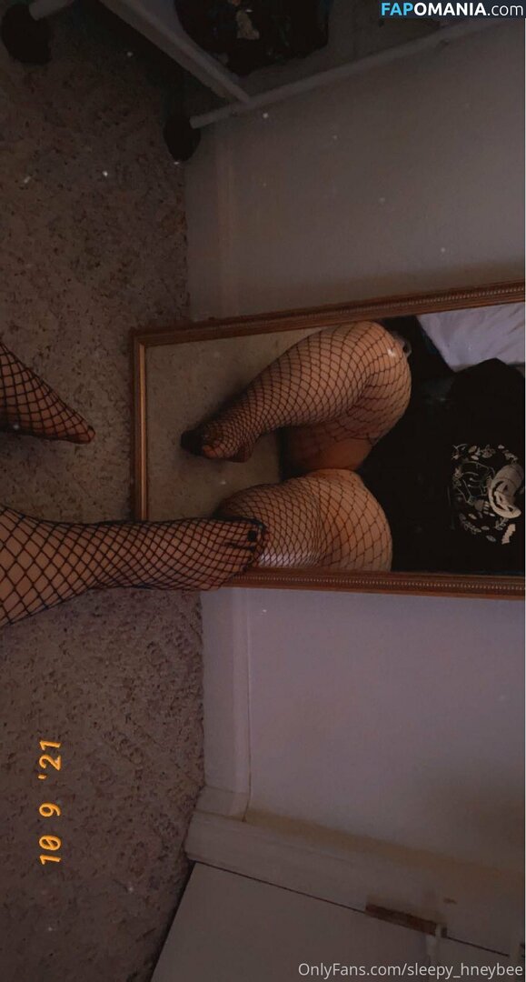 hney.bees / sleepy_hneybee Nud OnlyFans  Fotografie scursă #8