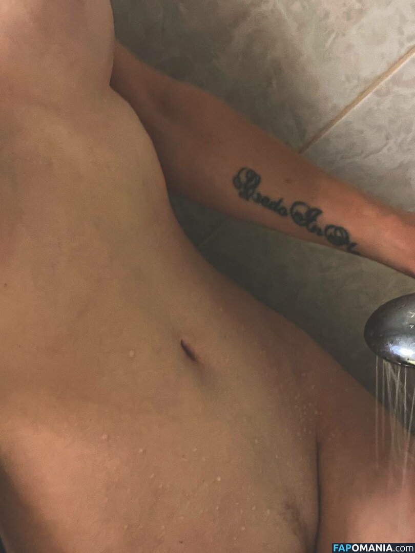 Smeksi Utka Nud OnlyFans  Fotografie scursă #285