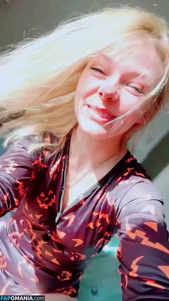 Danuisa Grudzinska / SmileyDani158 / danusiagrudzinska Nud OnlyFans  Fotografie scursă #45