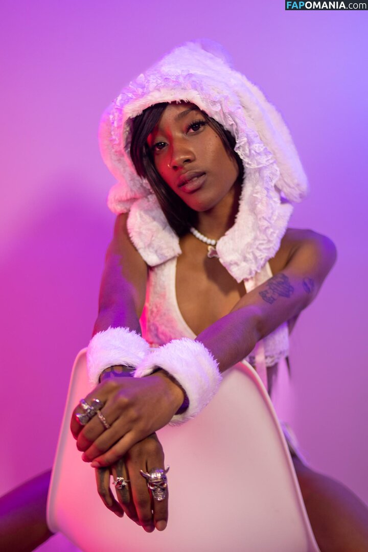 sofi_thomas_ Nud OnlyFans  Fotografie scursă #5