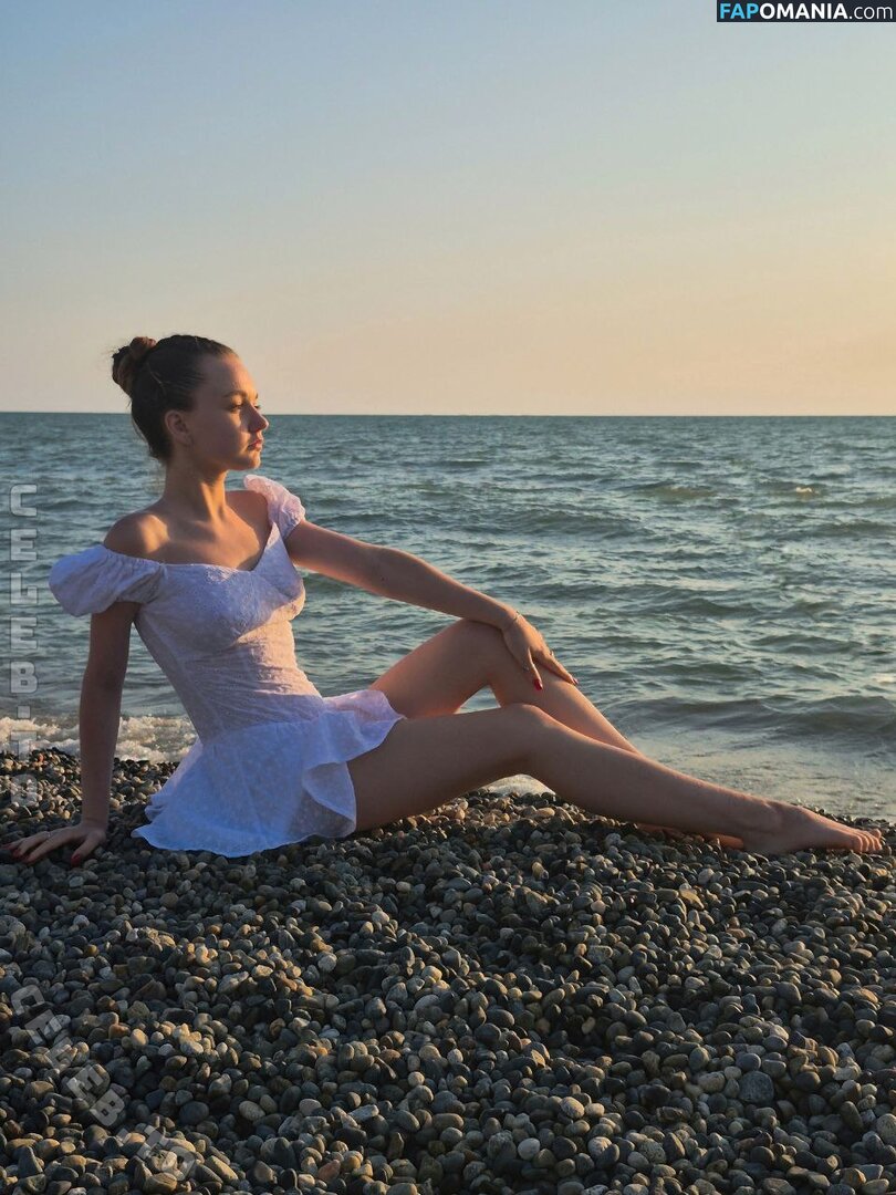 Sofia Alexandrovna / kozyrevaaaaaaa Nud OnlyFans  Fotografie scursă #1