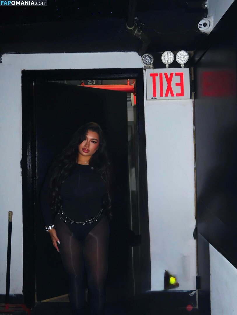 sofia.deroian / sofiaderoian Nud OnlyFans  Fotografie scursă #13