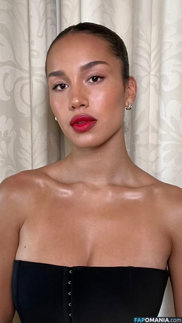 Sofia Wylie / https: / sofiawylie Nud OnlyFans  Fotografie scursă #11