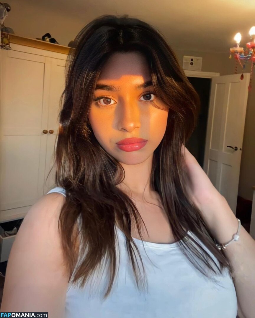 sofiaafpx / sofiashahedd Nud OnlyFans  Fotografie scursă #2